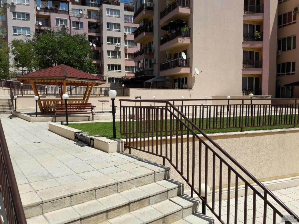 Апартамент Орхид Хилс Varna Exterior foto