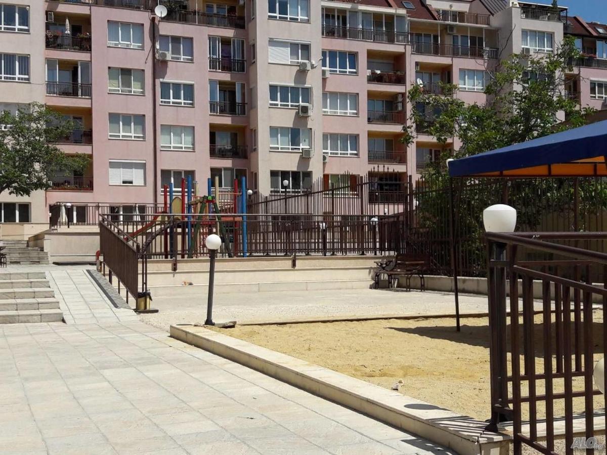 Апартамент Орхид Хилс Varna Exterior foto